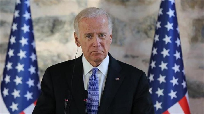 Joe Biden: Second woman accuses ex-VP   of unwanted touching  